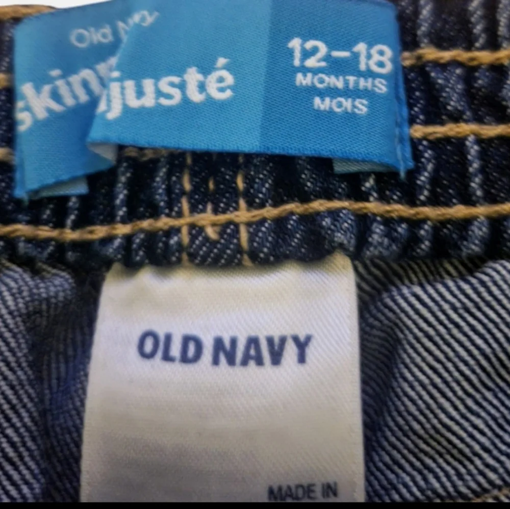 Old Navy Skinny‎ Blue Jeans Patches, Elastic Waist, Size 12-18 Months